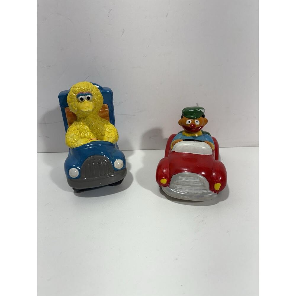 Lot Of 2 Vintage Sesame Street Coin Banks Rare Big Bird & Earnie In Cars Ceramic
